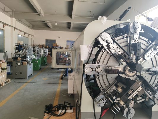 دستگاه سیم پیچ فنری چند منظوره CNC با سیستم های سیم پیچ چرخشی